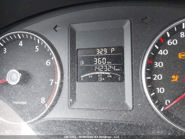 2013 Volkswagen Jetta 2.5l Comfortline/2.5l Sportline მანქანა იყიდება აუქციონზე, vin: 3VWDX7AJ7DM423168, აუქციონის ნომერი: 12673252