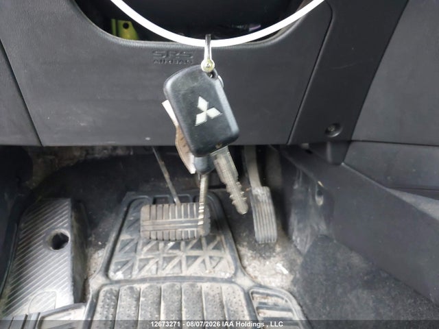 12673271 :رقم المزاد ، JA4AJ4AWXHZ608752 vin ، 2017 Mitsubishi Rvr مزاد بيع