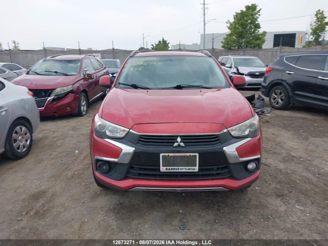 12673271 :رقم المزاد ، JA4AJ4AWXHZ608752 vin ، 2017 Mitsubishi Rvr مزاد بيع