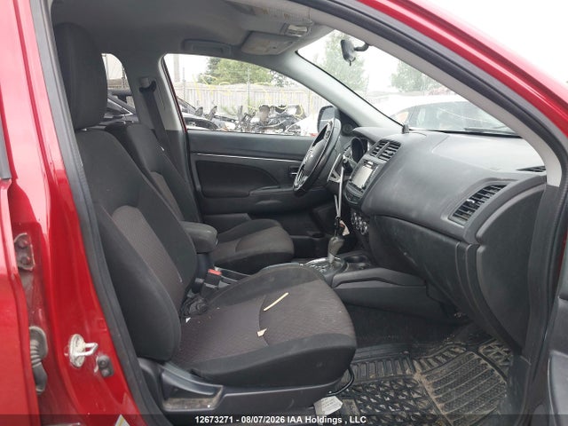 12673271 :رقم المزاد ، JA4AJ4AWXHZ608752 vin ، 2017 Mitsubishi Rvr مزاد بيع