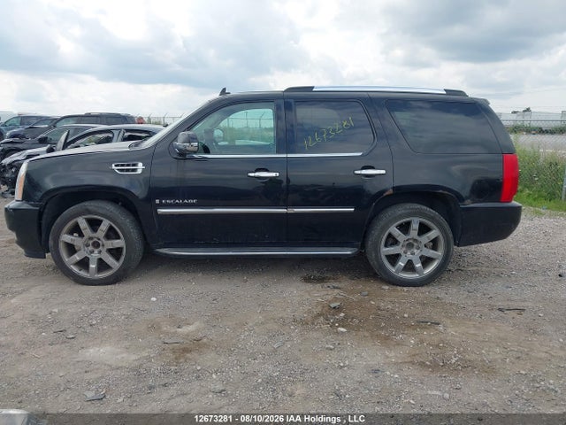 Продажа на аукционе авто 2008 Cadillac Escalade Luxury, vin: 1GYFK63838R170606, номер лота: 12673281