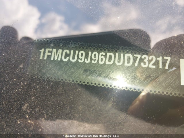 12673282 :رقم المزاد ، 1FMCU9J96DUD73217 vin ، 2013 Ford Escape Titanium مزاد بيع