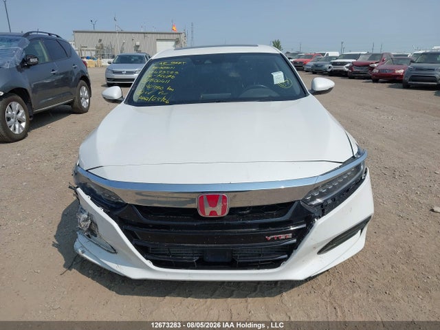 1HGCV2F9XJA800611 Honda ACCORD SEDAN