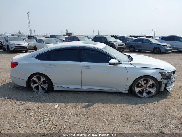1HGCV2F9XJA800611 Honda ACCORD SEDAN