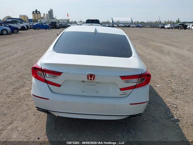1HGCV2F9XJA800611 Honda ACCORD SEDAN