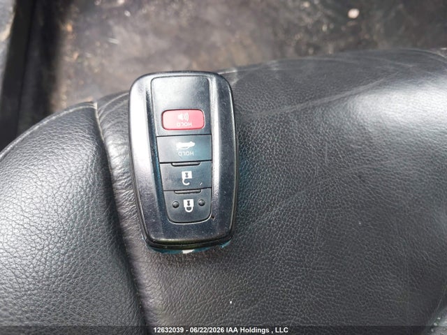 2018 Toyota Camry Xle მანქანა იყიდება აუქციონზე, vin: 4T1B11HK4JU094049, აუქციონის ნომერი: 12632039