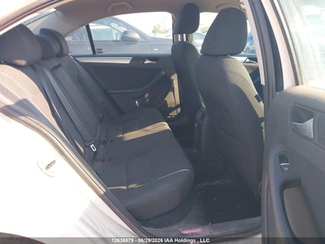 2013 Volkswagen Jetta 2.0l Comfortline მანქანა იყიდება აუქციონზე, vin: 3VWDK7AJ6DM379792, აუქციონის ნომერი: 12636879