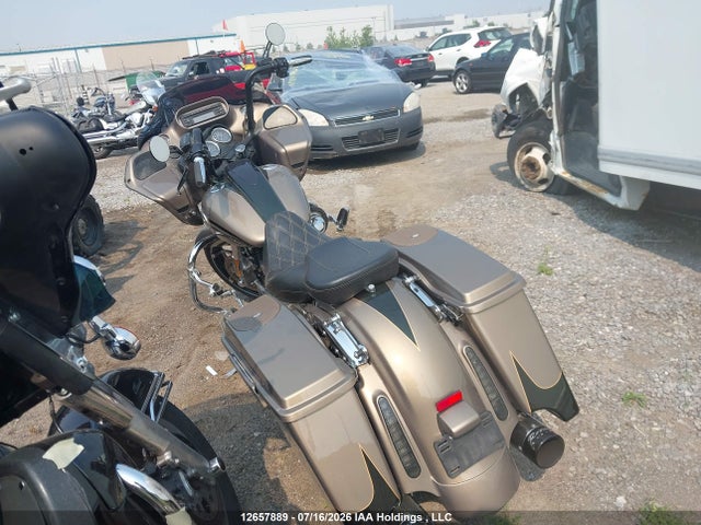 12657889 :رقم المزاد ، 1HD1TC819DB962817 vin ، 2013 Harley-davidson Fltrxse Cvo Road Glide Custom مزاد بيع