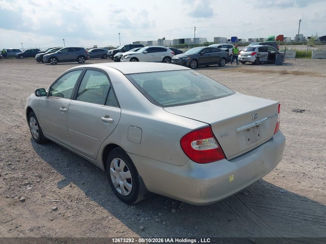 12673292 :رقم المزاد ، 4T1BE32K74U848025 vin ، 2004 Toyota Camry Le/se/xle مزاد بيع