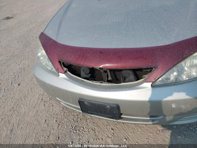 12673292 :رقم المزاد ، 4T1BE32K74U848025 vin ، 2004 Toyota Camry Le/se/xle مزاد بيع