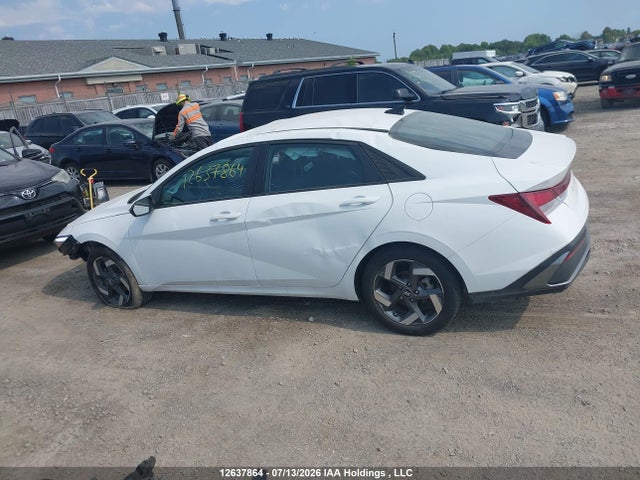 2025 Hyundai Elantra Essential მანქანა იყიდება აუქციონზე, vin: KMHLM4DG6SU899745, აუქციონის ნომერი: 12637864
