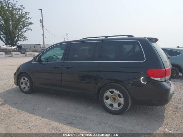 12642276 :رقم المزاد ، 5FNRL3H86AB505604 vin ، 2010 Honda Odyssey Touring مزاد بيع