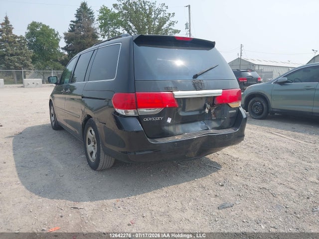 12642276 :رقم المزاد ، 5FNRL3H86AB505604 vin ، 2010 Honda Odyssey Touring مزاد بيع
