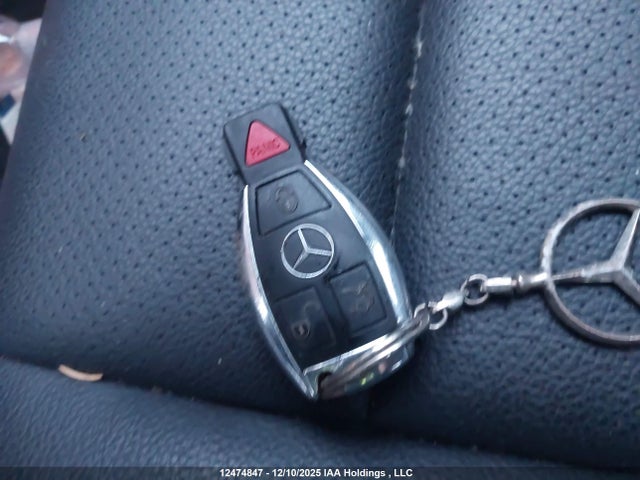 2012 Mercedes-benz C 250 4matic მანქანა იყიდება აუქციონზე, vin: WDDGF8FB4CF931600, აუქციონის ნომერი: 12474847