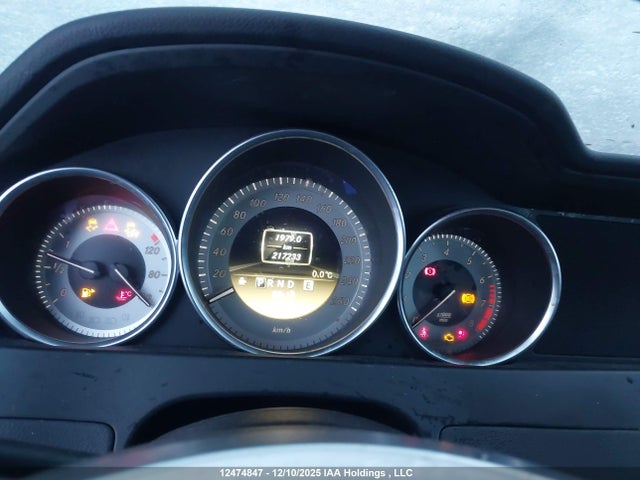 2012 Mercedes-benz C 250 4matic მანქანა იყიდება აუქციონზე, vin: WDDGF8FB4CF931600, აუქციონის ნომერი: 12474847