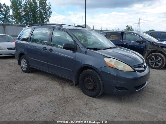 2006 Toyota Sienna Ce 7 Passenger/ce 8 Passenger მანქანა იყიდება აუქციონზე, vin: 5TDZA29C16S550441, აუქციონის ნომერი: 12628764