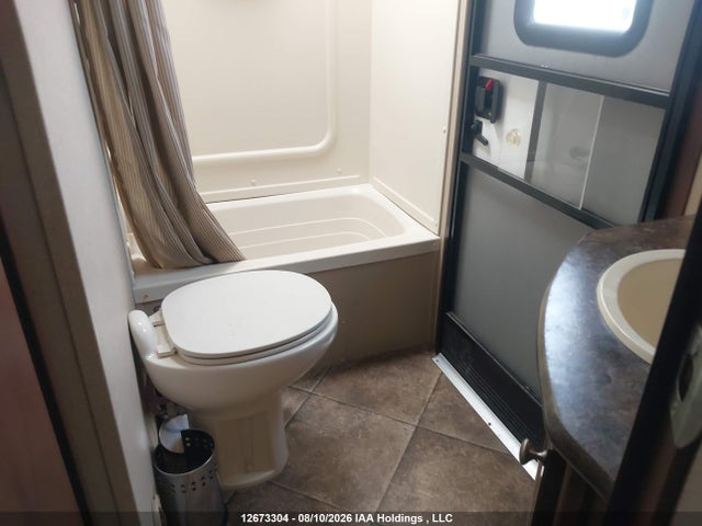 Dutchmen Trailer 2015 4YDT29624FJ930049 Image 10