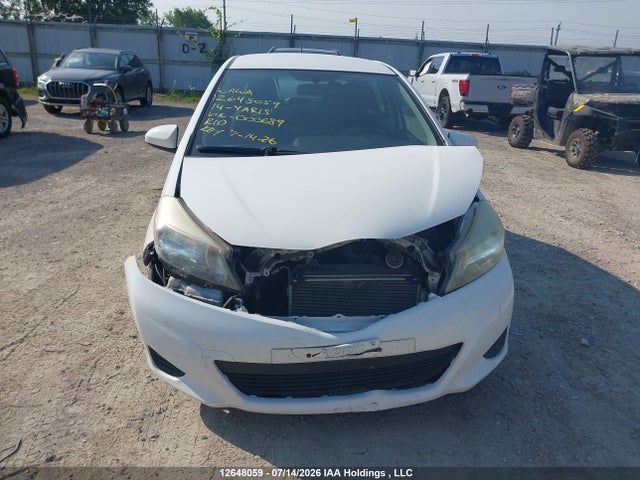 Toyota YARIS LE 2014 VNKKTUD33EA000689 Image 12