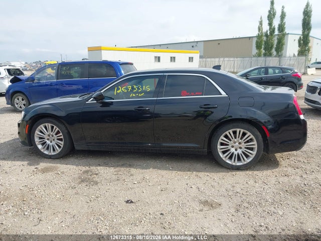 2C3CCAAG1JH307975 Chrysler 300 Touring