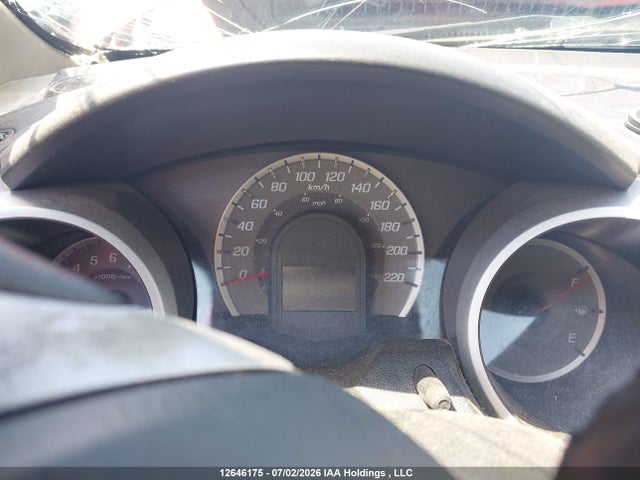 2013 Honda Fit Dx მანქანა იყიდება აუქციონზე, vin: LUCGE8G21D3003432, აუქციონის ნომერი: 12646175