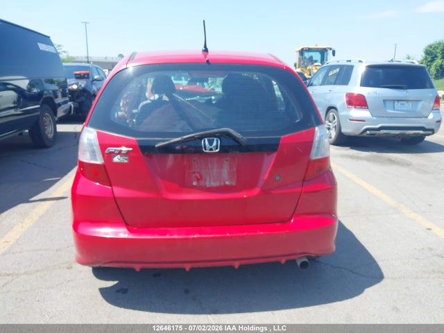 2013 Honda Fit Dx მანქანა იყიდება აუქციონზე, vin: LUCGE8G21D3003432, აუქციონის ნომერი: 12646175