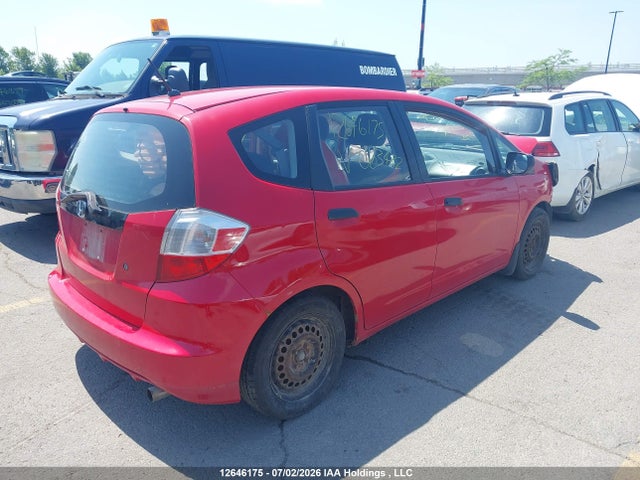 2013 Honda Fit Dx მანქანა იყიდება აუქციონზე, vin: LUCGE8G21D3003432, აუქციონის ნომერი: 12646175