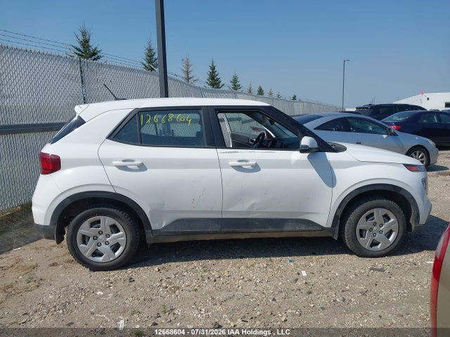 Hyundai Venue Essential 2023 KMHRB8A36PU252293 Image 13