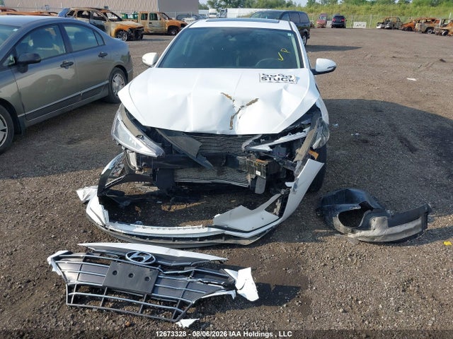 KMHD84LF3LU925964 Hyundai Elantra Preferred With Sun And Safety Package Auto Ivt