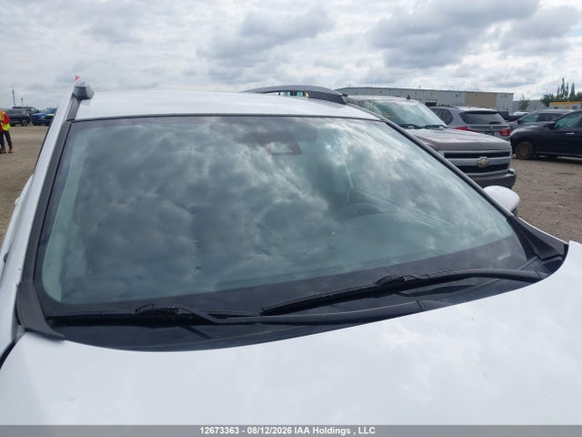 Toyota RAV4 LE 2018 2T3BFREV8JW827399 Image 17
