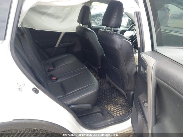 Toyota RAV4 LE 2018 2T3BFREV8JW827399 Image 8