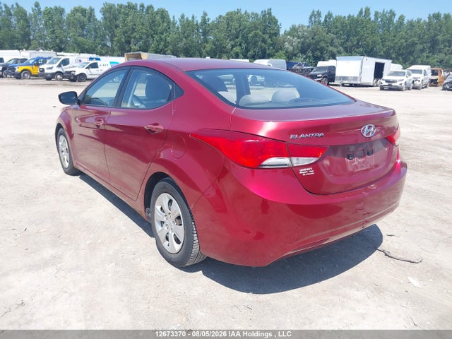2011 Hyundai Elantra მანქანა იყიდება აუქციონზე, vin: 5NPDH4AE8BH004881, აუქციონის ნომერი: 12673370