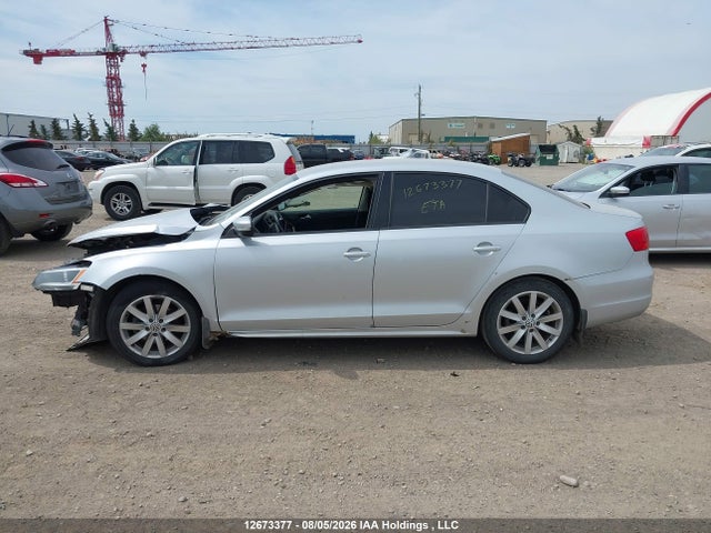 2014 Volkswagen Jetta Sedan მანქანა იყიდება აუქციონზე, vin: 3VWDL7AJ6EM271106, აუქციონის ნომერი: 12673377