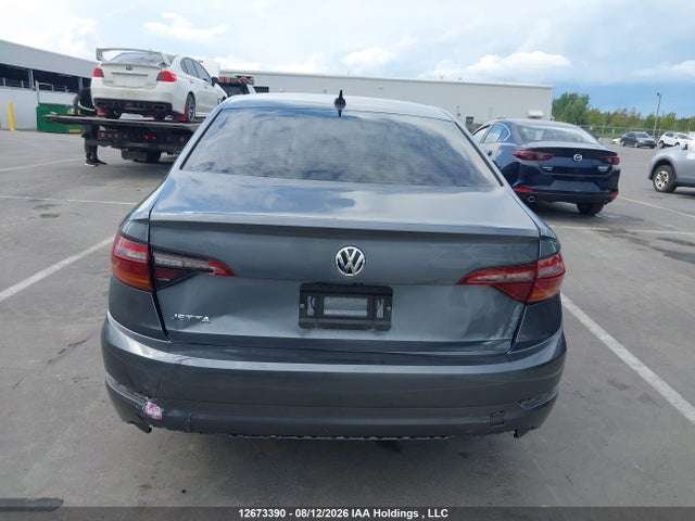 3VWE57BU2KM011563 Volkswagen Jetta 1.4 Tsi Highline