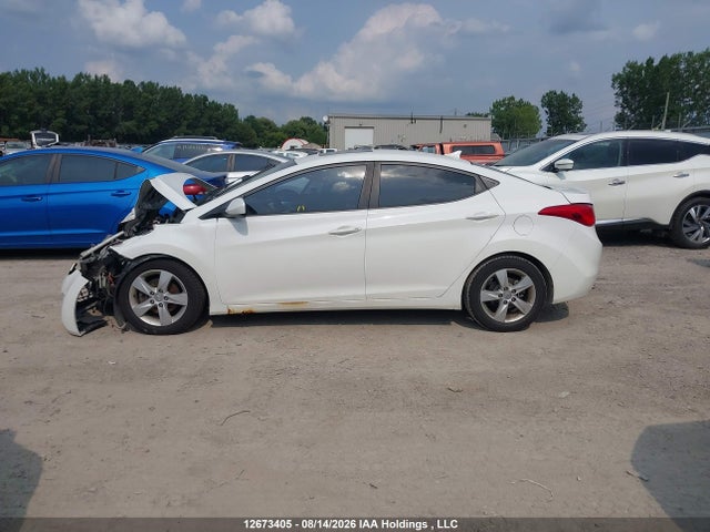 Продажа на аукционе авто 2013 Hyundai Elantra Gls, vin: 5NPDH4AE3DH212606, номер лота: 12673405