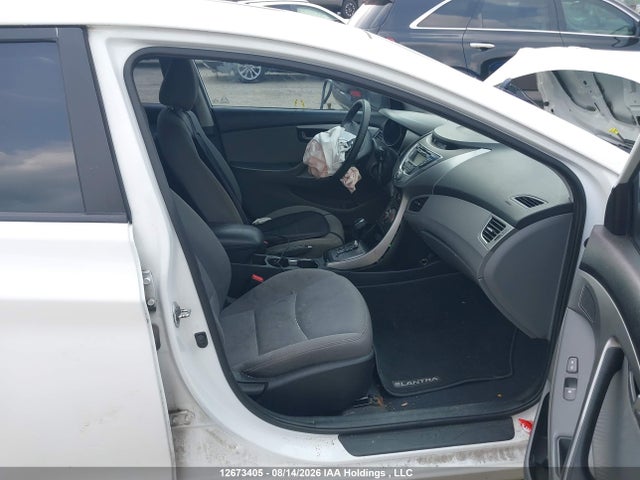 Продажа на аукционе авто 2013 Hyundai Elantra Gls, vin: 5NPDH4AE3DH212606, номер лота: 12673405