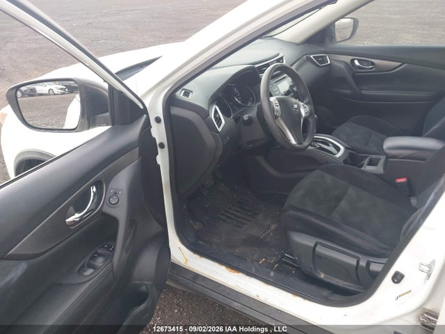 12673415 :رقم المزاد ، 5N1AT2MT6FC772811 vin ، 2015 Nissan Rogue S/sv مزاد بيع