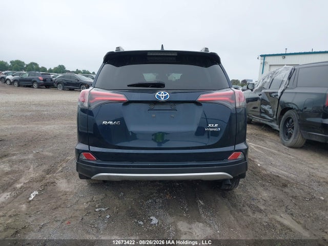 Toyota RAV4 2017 JTMRJREV1HD077347 Image 17