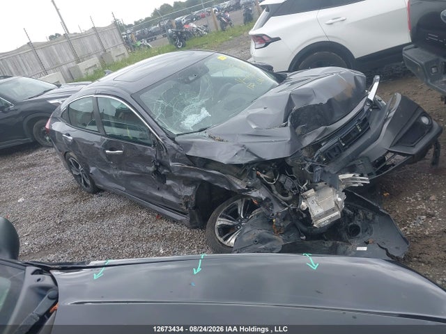 Honda Civic Touring 2017 2HGFC1F92HH104267 Image 1