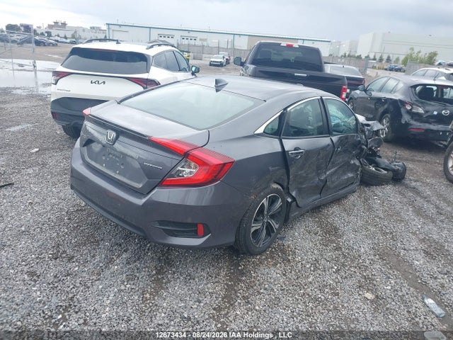 Honda Civic Touring 2017 2HGFC1F92HH104267 Image 4