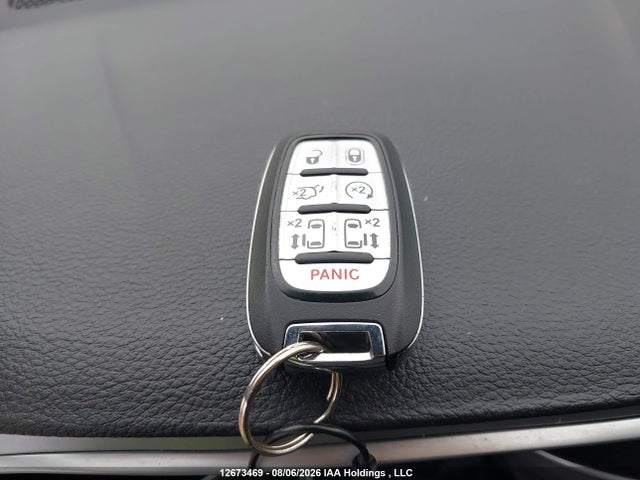 Chrysler Pacifica Limited 2025 2C4RC1GG7SR581979 Image 11