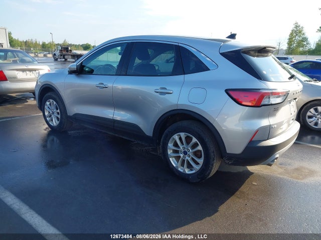 Ford ESCAPE SE 2020 1FMCU9G64LUA87328 Image 3