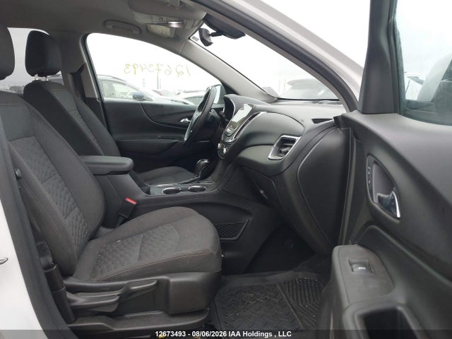 Продажа на аукционе авто 2018 Chevrolet Equinox Lt, vin: 2GNAXSEV6J6180553, номер лота: 12673493