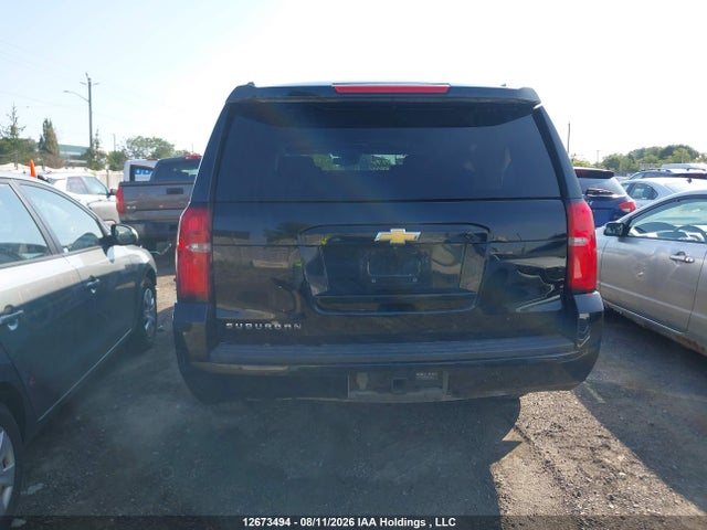 Продажа на аукционе авто 2017 Chevrolet Suburban K1500 Lt, vin: 1GNSKHKC0HR228748, номер лота: 12673494