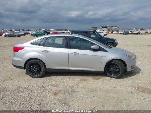 1FADP3F23GL341530 Ford FOCUS SE