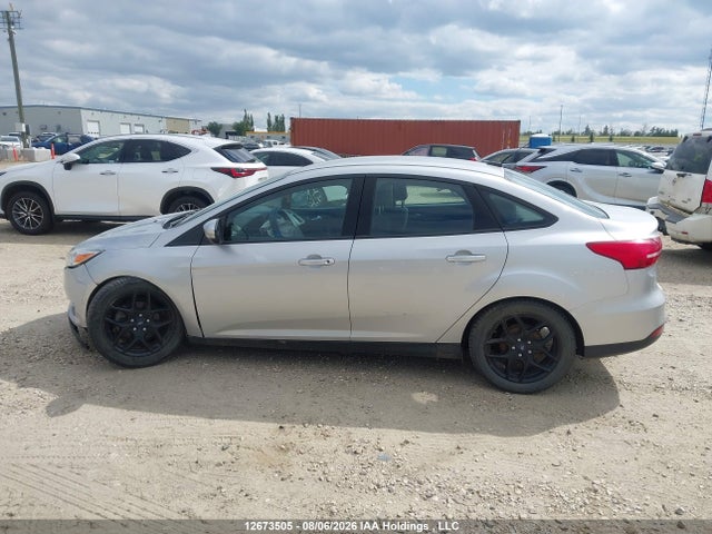 1FADP3F23GL341530 Ford FOCUS SE