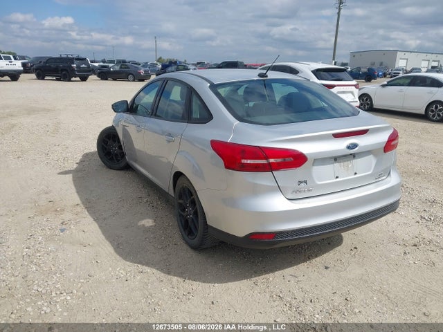 1FADP3F23GL341530 Ford FOCUS SE
