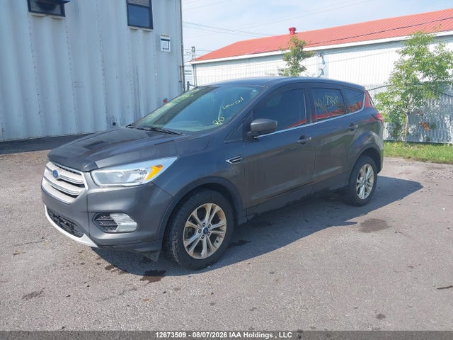 1FMCU9GD5KUA00131 Ford ESCAPE SE