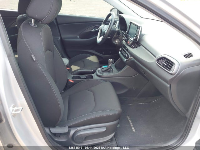 Продажа на аукционе авто 2018 Hyundai Elantra Gt, vin: KMHH35LE1JU006085, номер лота: 12673516