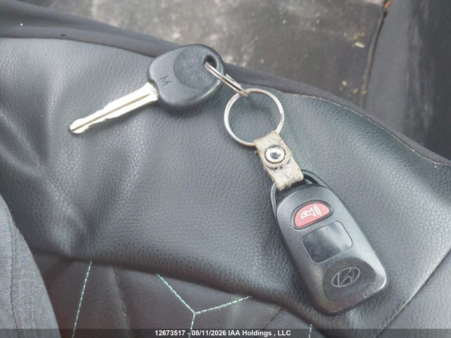 5NPDH4AE4FH563656 Hyundai ELANTRA GL