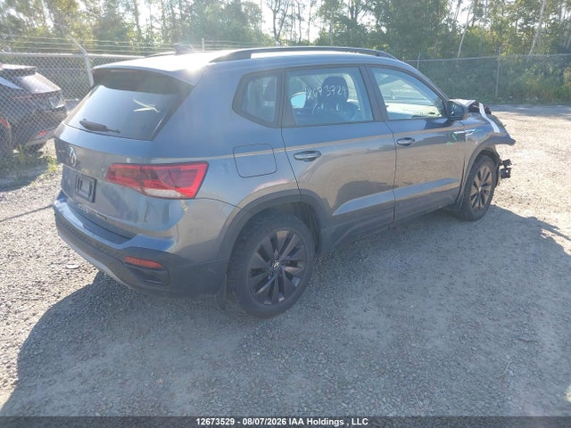 Продажа на аукционе авто 2022 Volkswagen Taos Trendline, vin: 3VVAX7B2XNM079920, номер лота: 12673529